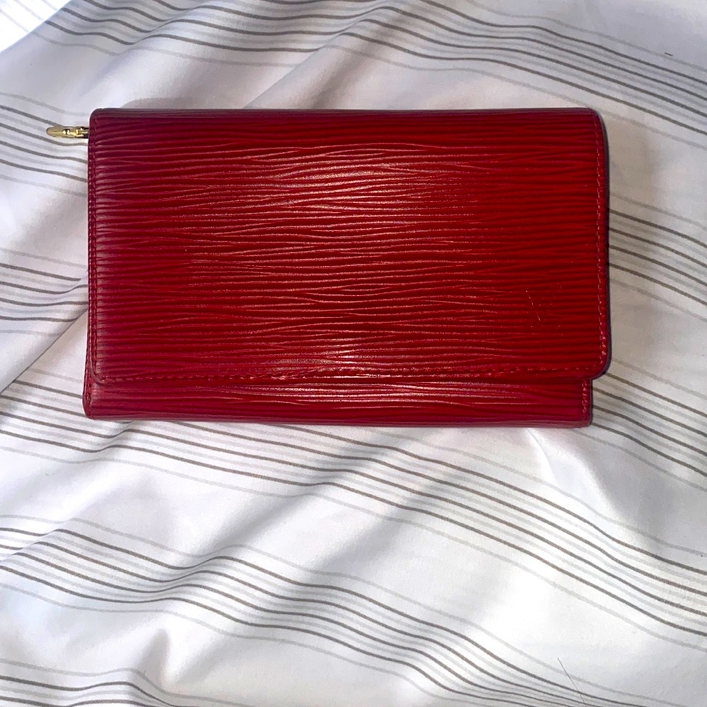 LV Wallet